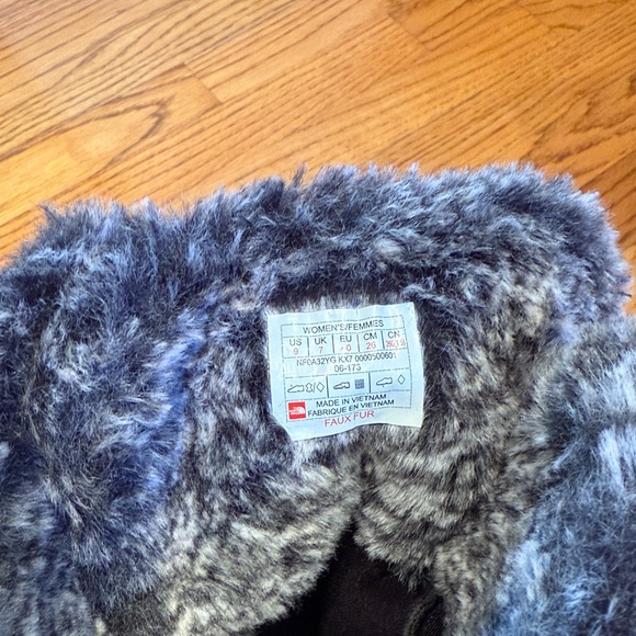 The North Face Shellista Mid Winter lace up boots for rain or snow, faux fur 9 - Picture 7 of 7